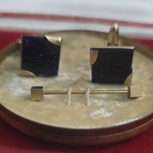 SWANK Black and Gold Square Cufflinks